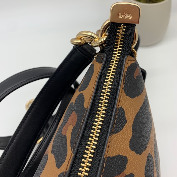 Coach Shoulder Bag With Leopard Print - Picture 16 of 16